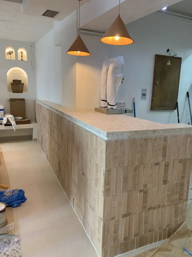 RENOVIERUNGEN&DIENSTLEISTUNGEN
