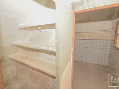 Renovierungsobjekt auf 36.000 m²  Ideal für Pferdehaltung