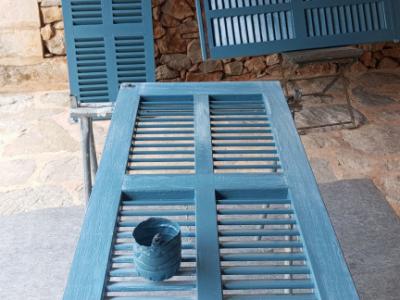 Reparatur und Lackierung. Jalousie. Türen etc.