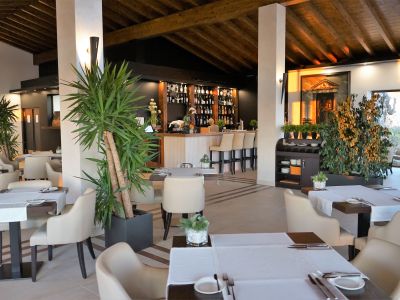 Restaurant-Location