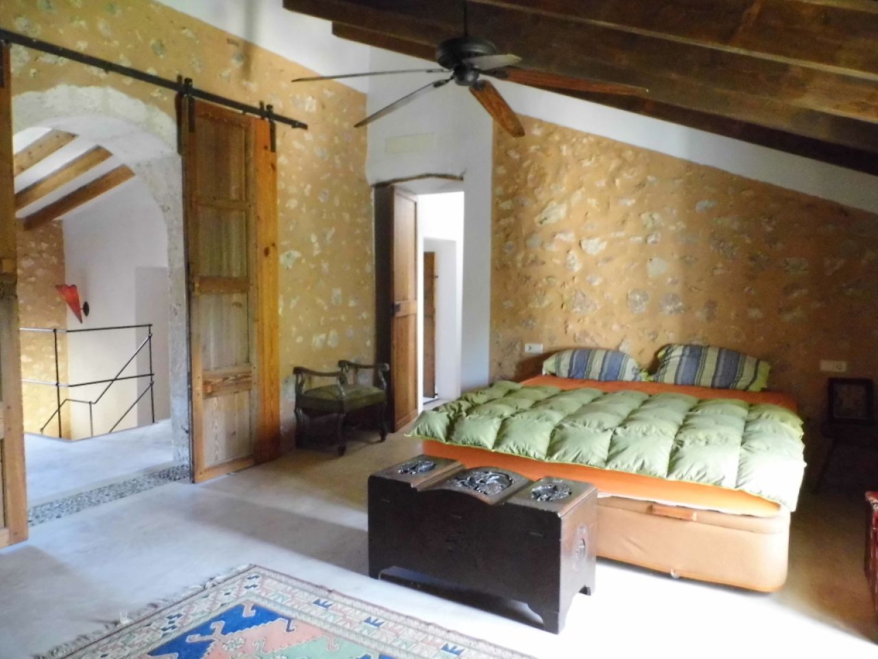 Restored 2-Storey Finca - typically Mallorcan - with small plot near Felanitx --- F 165 VK