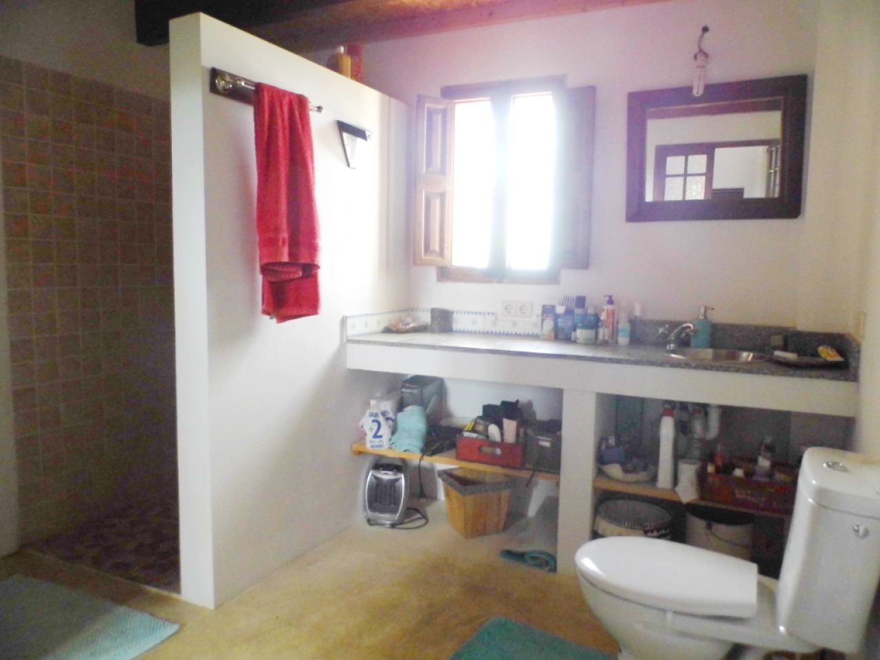 Restored 2-Storey Finca - typically Mallorcan - with small plot near Felanitx --- F 165 VK