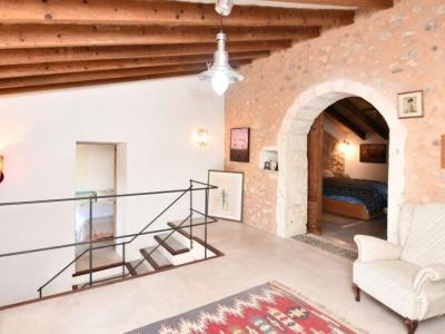 Restored 2-Storey Finca - typically Mallorcan - with small plot near Felanitx --- F 165 VK