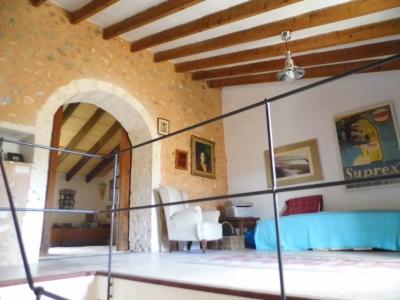 Restored 2-Storey Finca - typically Mallorcan - with small plot near Felanitx --- F 165 VK
