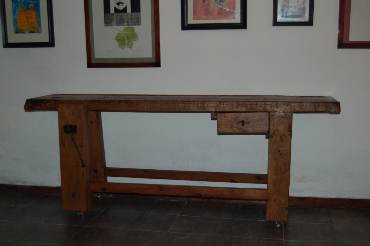 Banco carpintero restaurado + 100 años. Madera oregon americano. Por mudanza.