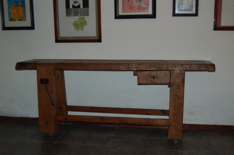 Banco carpintero restaurado + 100 años. Madera oregon americano. Por mudanza.