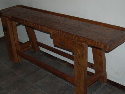 Banco carpintero restaurado + 100 años. Madera oregon americano. Por mudanza.