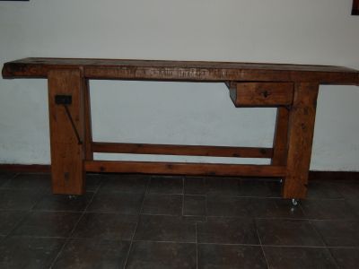 Banco carpintero restaurado + 100 años. Madera oregon americano. Por mudanza.