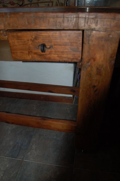 Banco carpintero restaurado + 100 años. Madera oregon americano. Por mudanza.