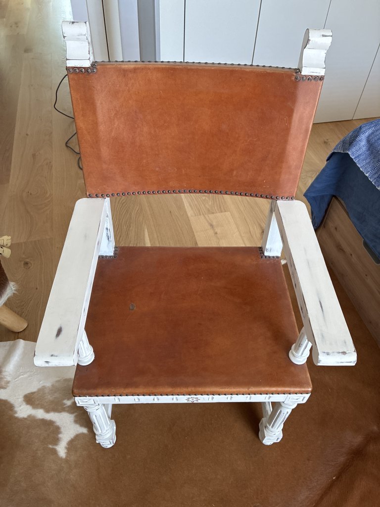 Restaurierter Stuhl