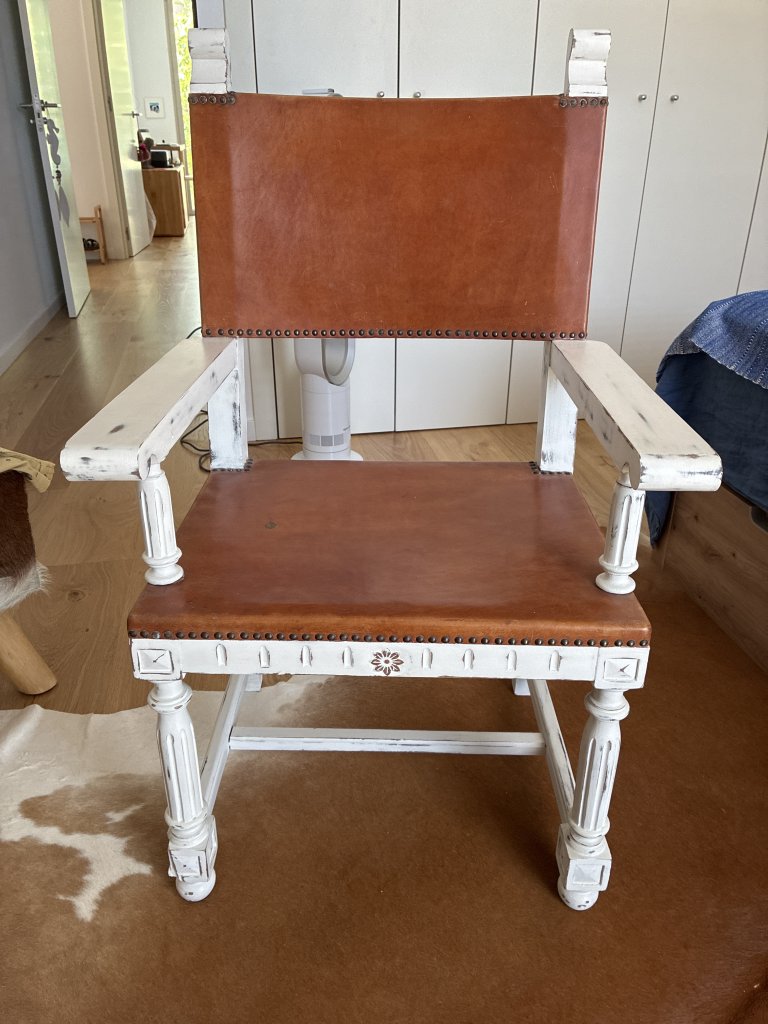 Restaurierter Stuhl