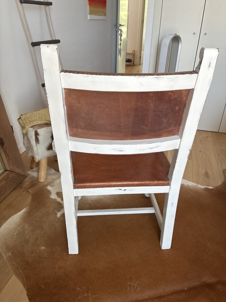 Restaurierter Stuhl