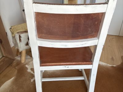 Restaurierter Stuhl