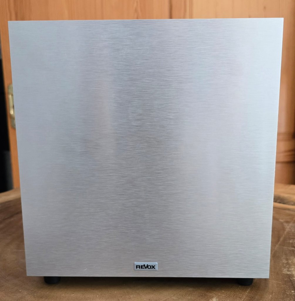 Revox Cube, active subwoofer