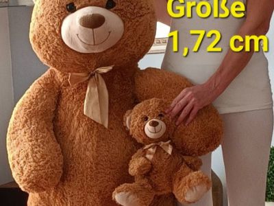 Riesen-Teddy, XXL-Plüschteddy mit Baby-Teddy im Arm.Made in France