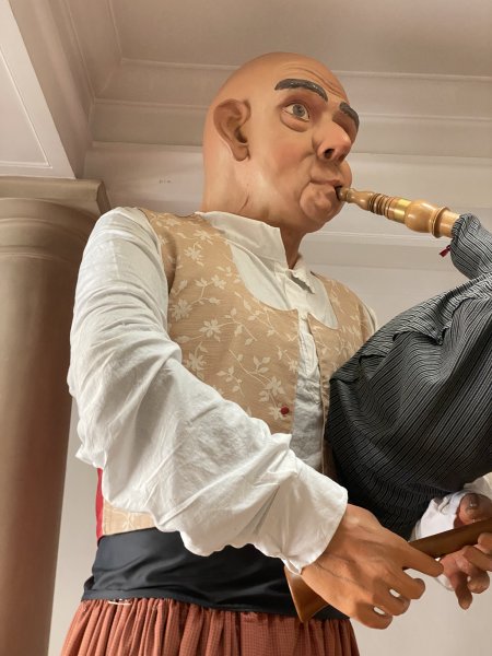 Giant head