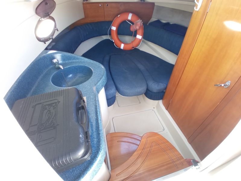 Rio 750 Daycruiser 2x 137PS Motorboot mit 2 Schlafplätze