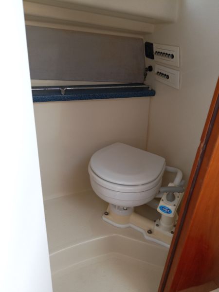 Rio 750 Daycruiser 2x 137PS Motorboot mit 2 Schlafplätze