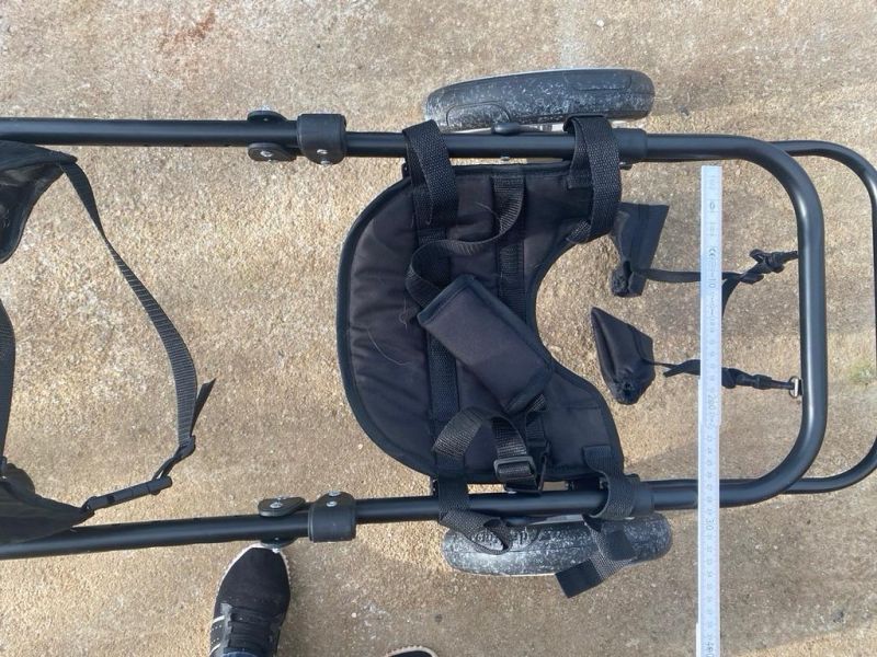 Wheelchair for large dogs