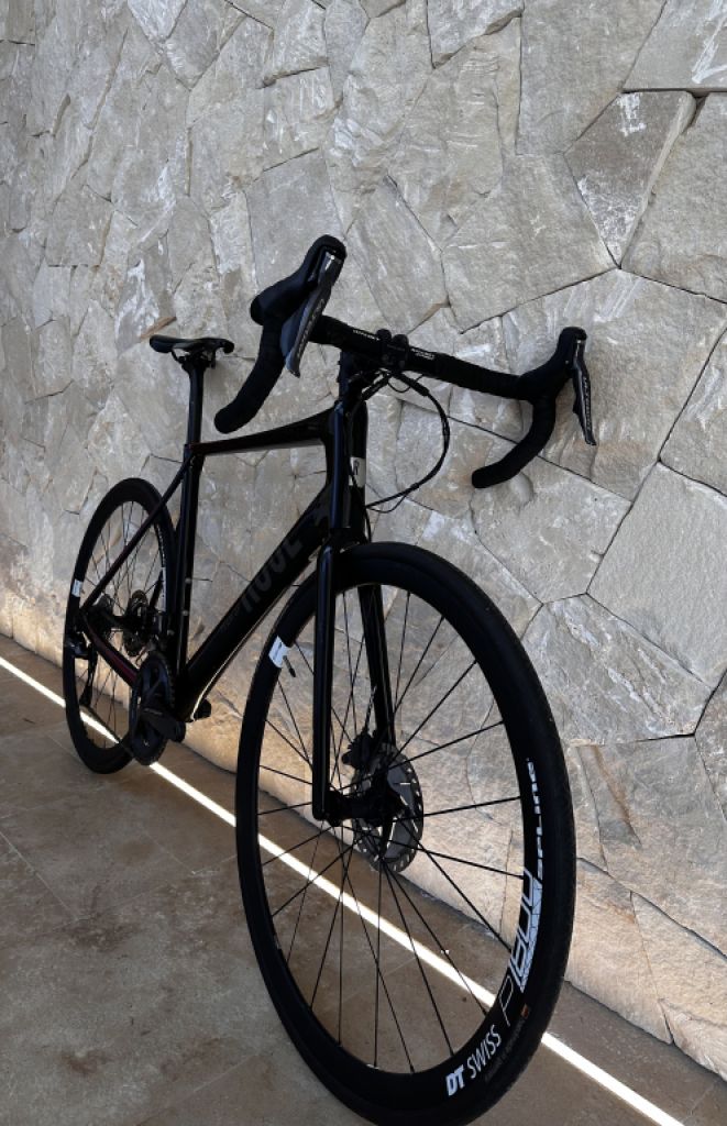 Rose road bike in good condition and ready for immediate use.