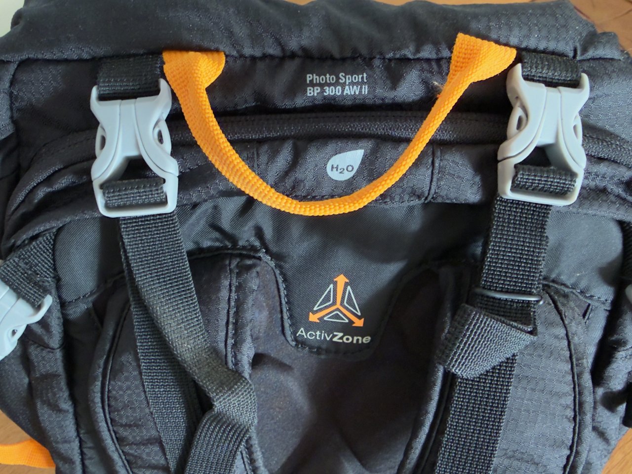 Mochila para cámara LowePro Photo Sport BP 300 AW II