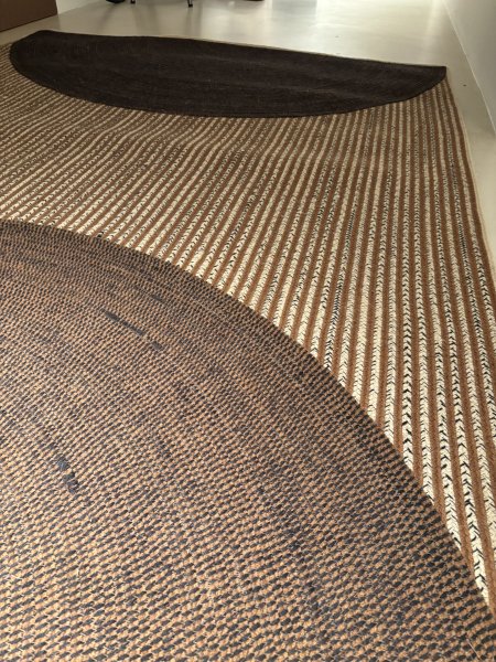 Rue Vintage 74 / Élitis Holiday Black Havane Teppich