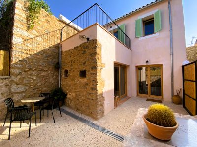 Quiet village house in Llubi / First occupancy