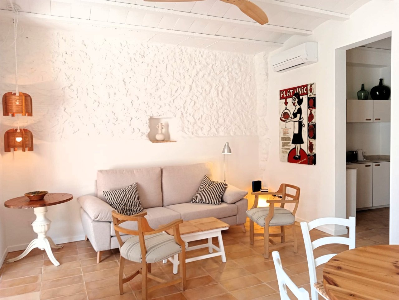 Quiet village house in Llubi / First occupancy