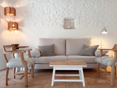 Quiet village house in Llubi / First occupancy
