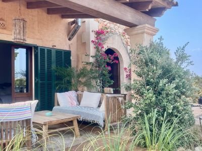 Rustikale Finca 4 Schlafzimmer + 1 externes Zimmer, von s'Alqueria Blanca nach Mondragó