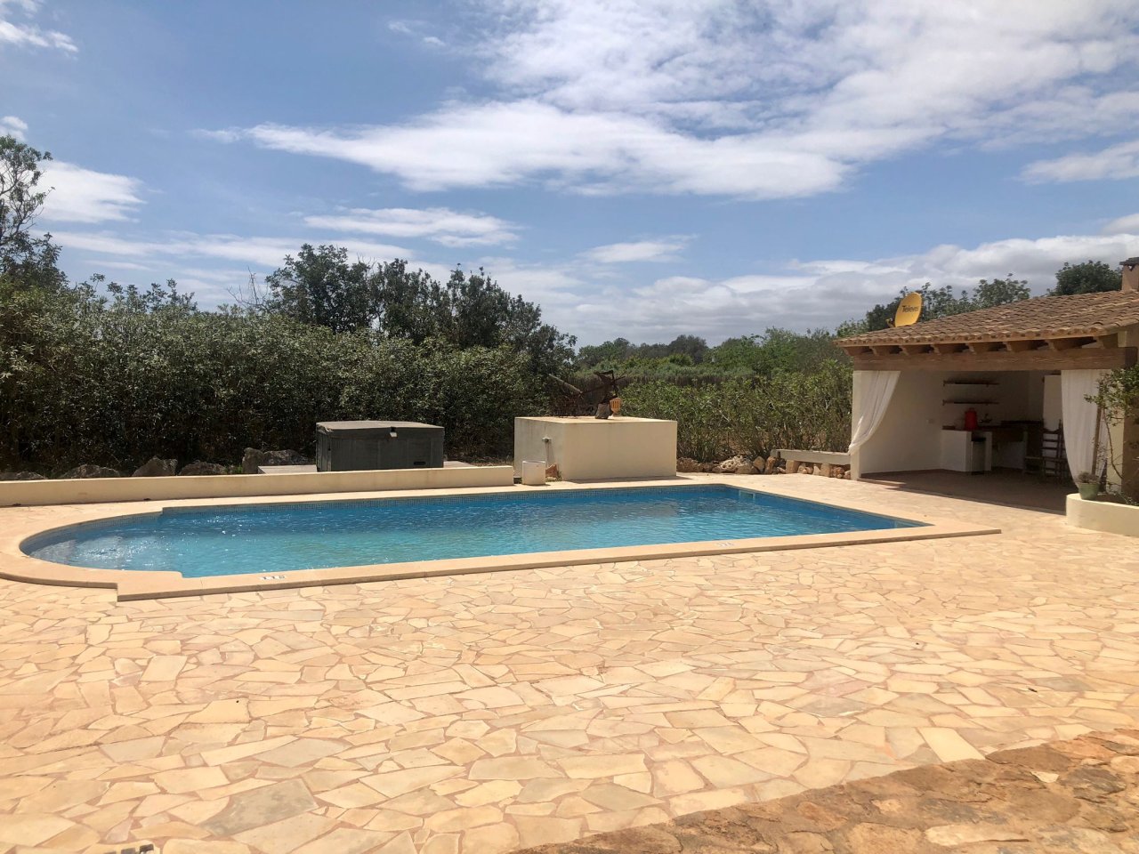 Rustikale Finca 4 Schlafzimmer + 1 externes Zimmer, von s'Alqueria Blanca nach Mondragó