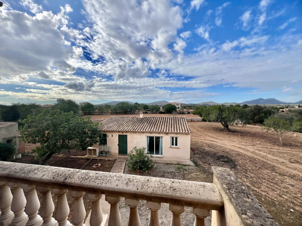 Rustikale Finca 4 Schlafzimmer + 1 externes Zimmer, von s'Alqueria Blanca nach Mondragó