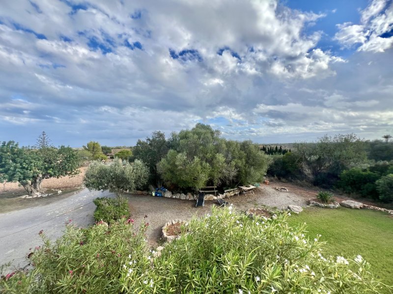 Rustikale Finca 4 Schlafzimmer + 1 externes Zimmer, von s'Alqueria Blanca nach Mondragó