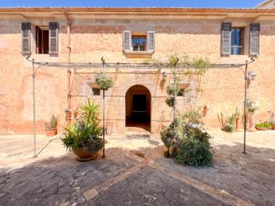 Rustikale Finca zum Verkauf in Santanyí. Nr. Baes-2027