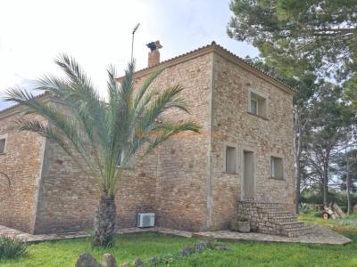 Rustikale Finca zur Miete zwischen Portocolom und S’Horta