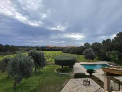 Rustikale Finca zur Miete zwischen Portocolom und S’Horta