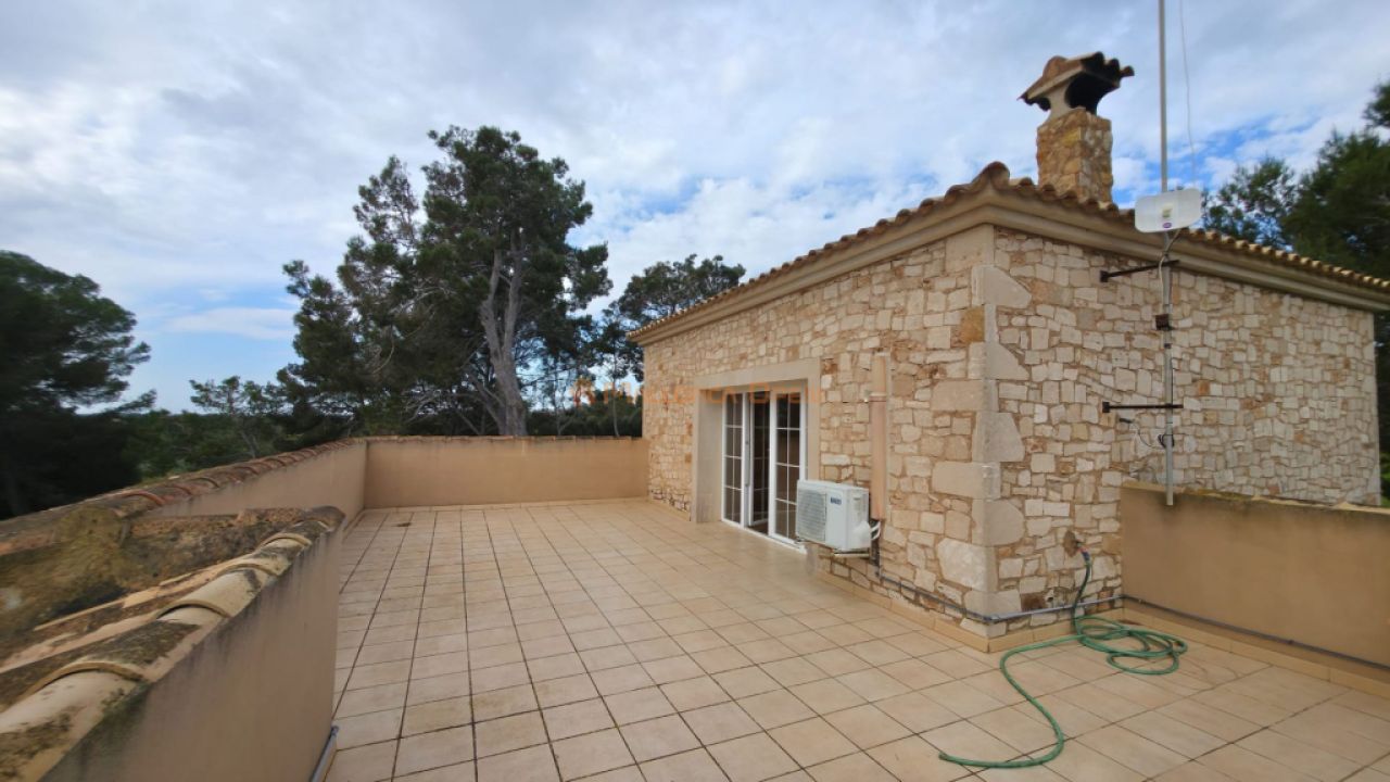 Rustikale Finca zur Miete zwischen Portocolom und S’Horta