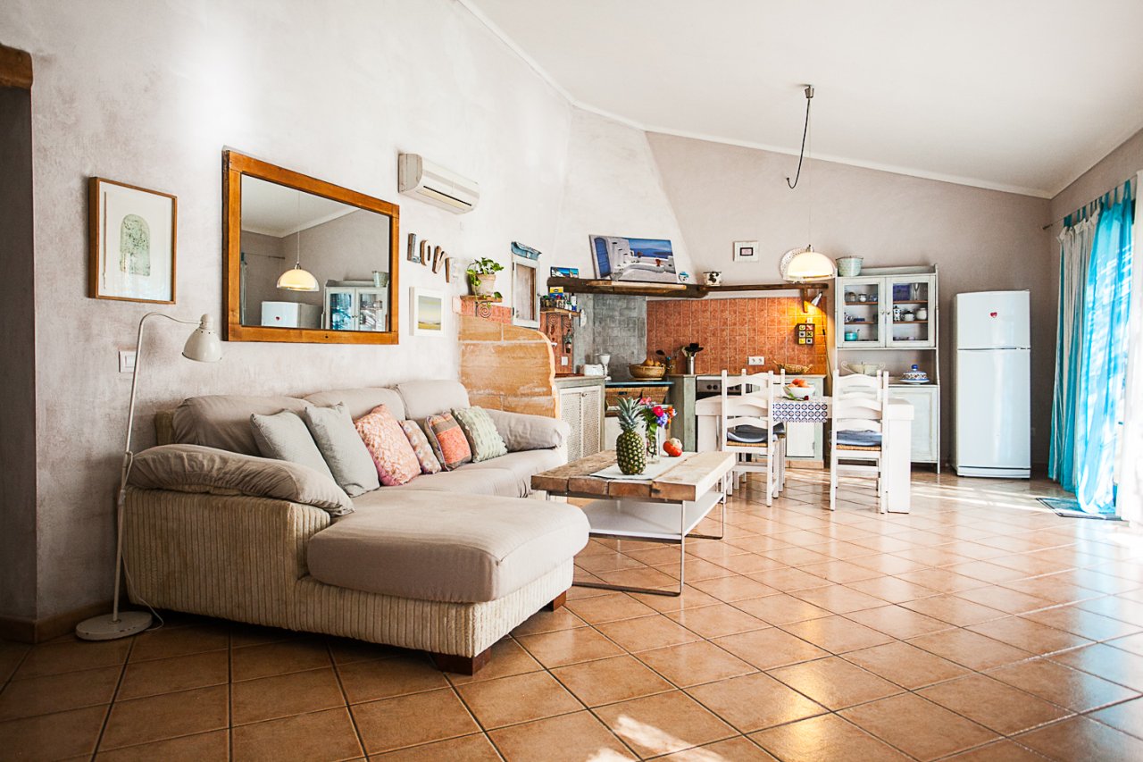 Rustikale, möblierte Casita auf dem Lande bei Alqueria Blanca-Santanyi -- F 66 LZ
