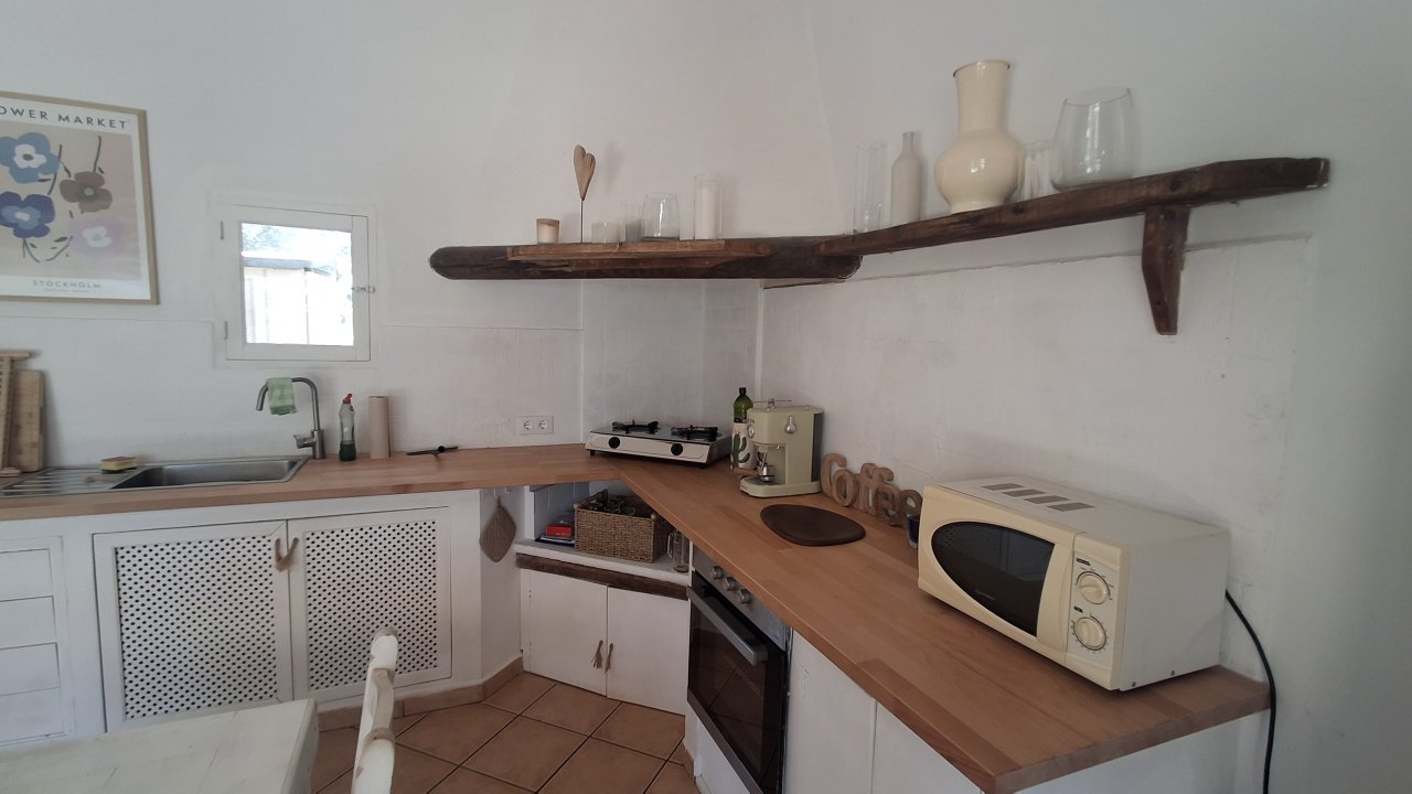 Casita rústica y amueblada en el campo cerca de Alqueria Blanca-Santanyi -- F 66 LZ