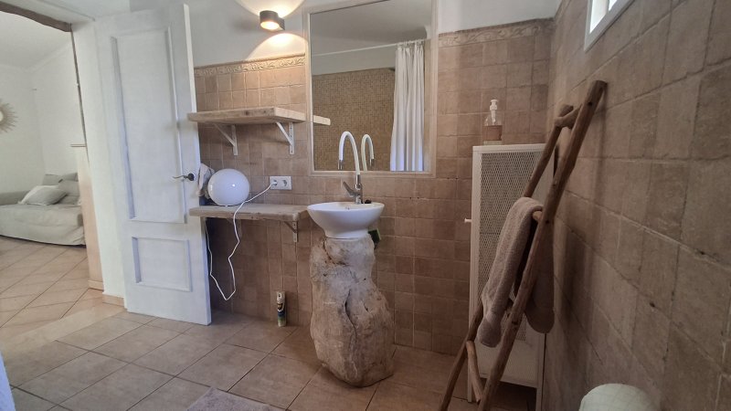 Casita rústica y amueblada en el campo cerca de Alqueria Blanca-Santanyi -- F 66 LZ