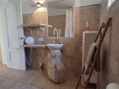 Casita rústica y amueblada en el campo cerca de Alqueria Blanca-Santanyi -- F 66 LZ