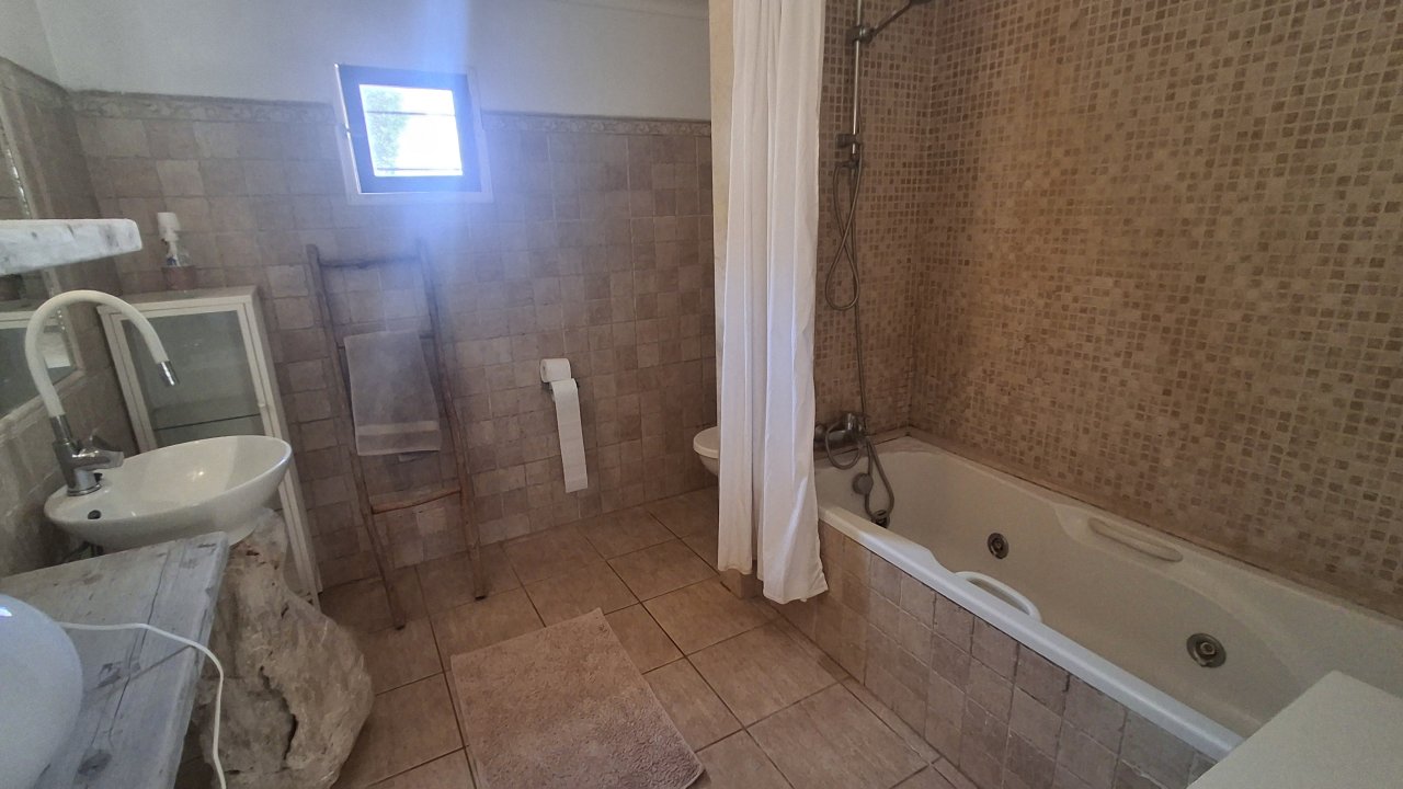 Casita rústica y amueblada en el campo cerca de Alqueria Blanca-Santanyi -- F 66 LZ