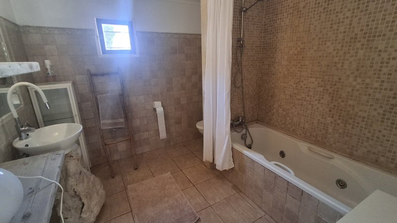 Casita rústica y amueblada en el campo cerca de Alqueria Blanca-Santanyi -- F 66 LZ