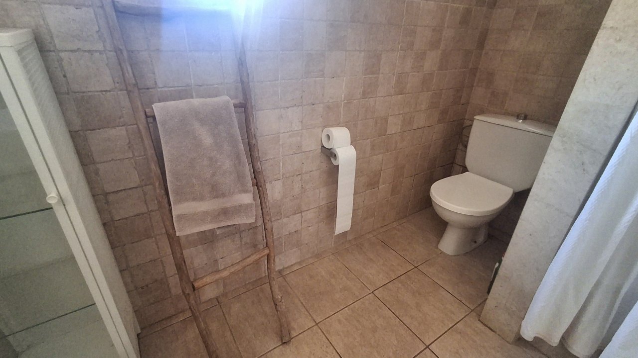 Casita rústica y amueblada en el campo cerca de Alqueria Blanca-Santanyi -- F 66 LZ