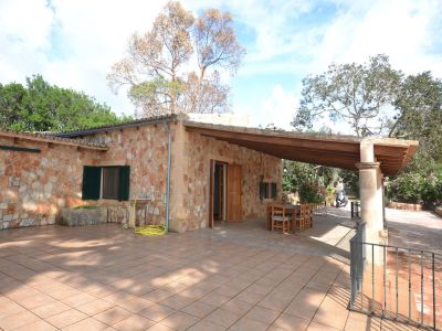 Rustic Finca Dream with Private Well near Llucmajor