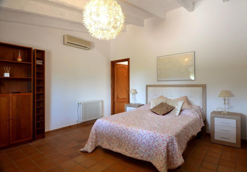 Rustic Finca Dream with Private Well near Llucmajor