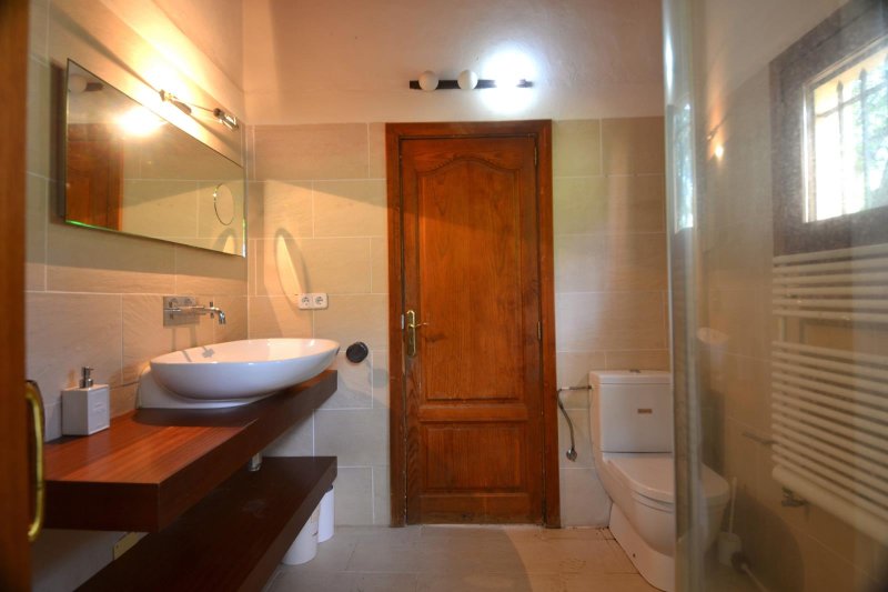 Rustic Finca Dream with Private Well near Llucmajor