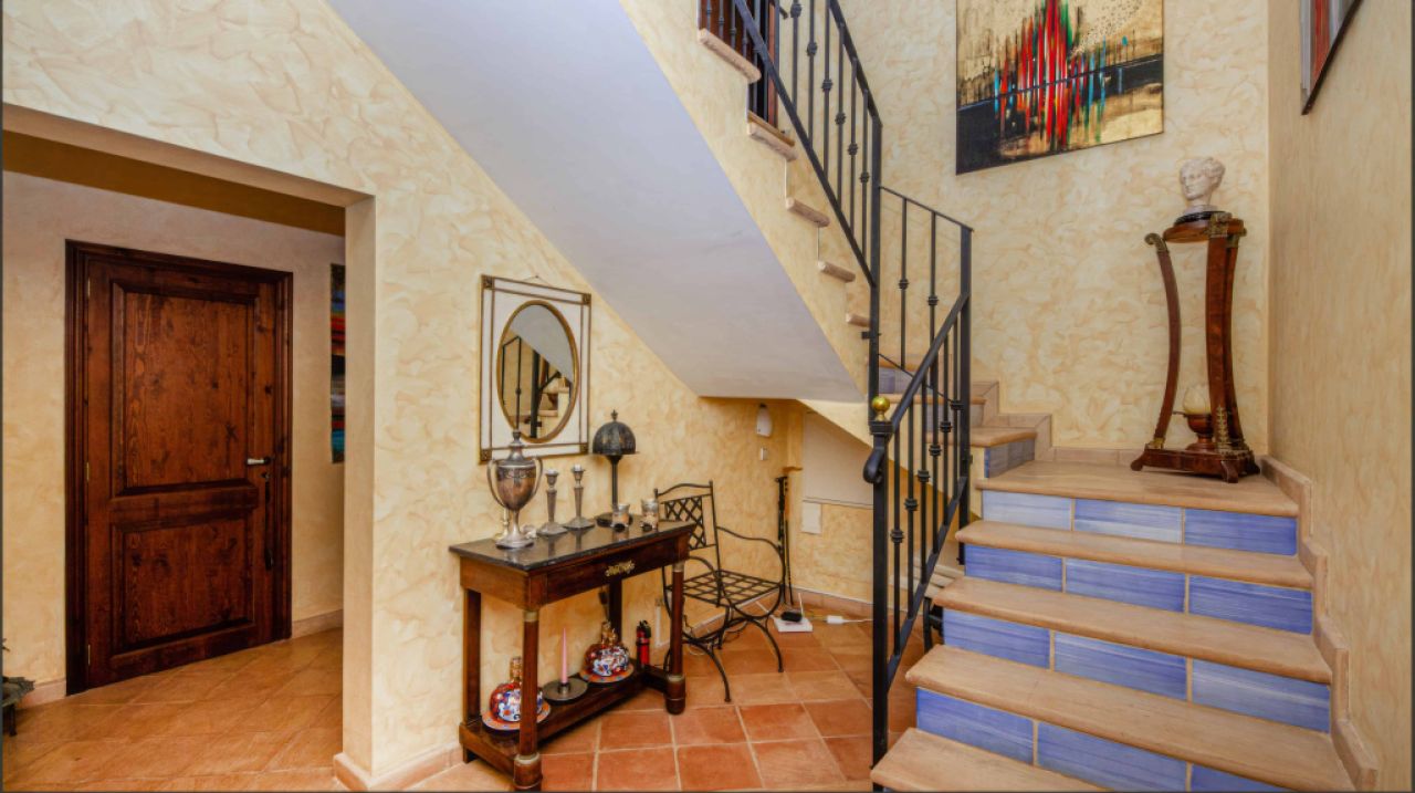 Finca rústica en venta en calle Diseminado Poligono 9-Ref. Baes-2013