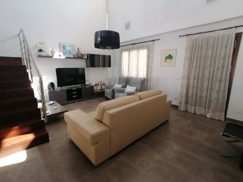 Temporada: Chalet de 2 plantas con piscina y calefacción central de gasoil en Son Bielo - Sa Ràpita 