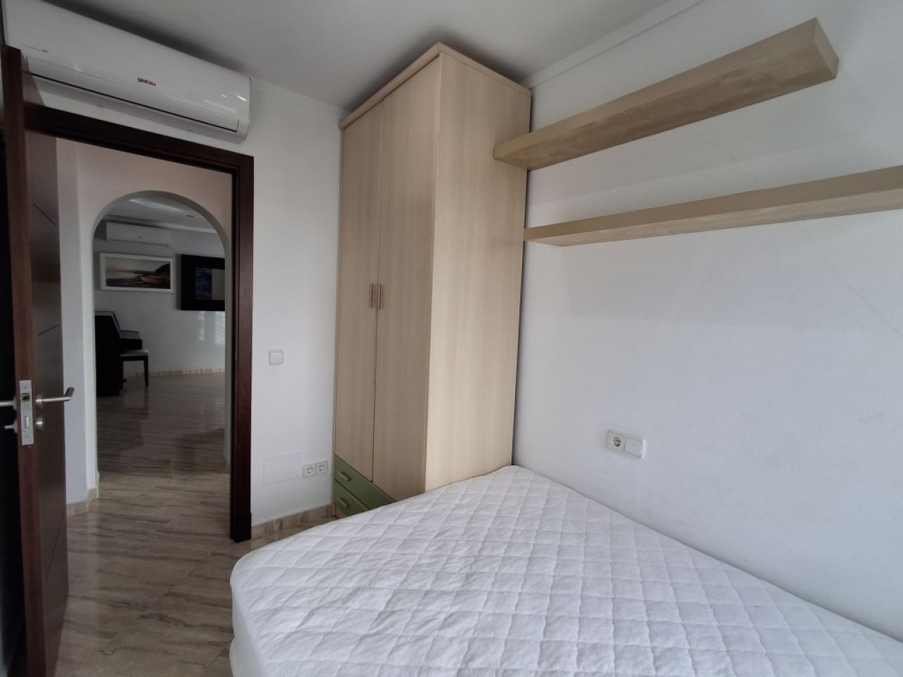 SEASON 26/27: Large apartment with communal pool on the first line of the coast of Portocolom -- AP 403aT